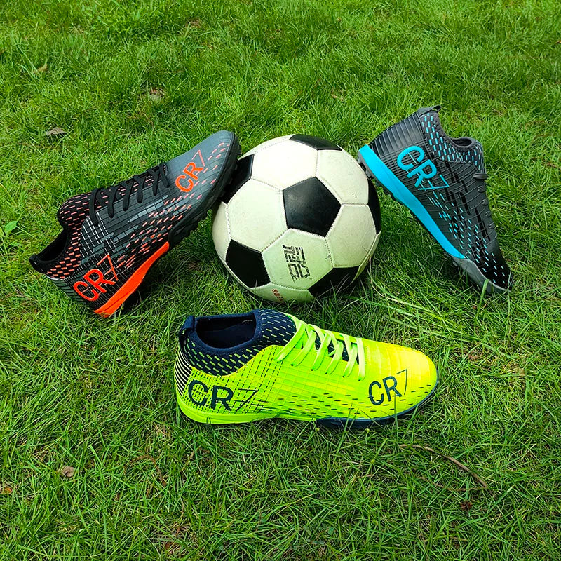 Chuteira Masculina CR7 Society – Leve, Respirável e Confortável | Ideal para Treinos e Jogos no Gramado Sintético (TF)
