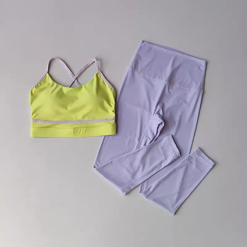 Conjunto Feminino de Yoga – Legging de Cintura Alta e Sutiã Esportivo para Treinos com Conforto e Estilo
