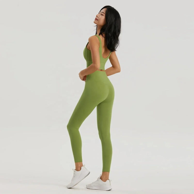 Conjunto de Yoga Seamless Feminino – Top com Sutiã Semi-Fixo e Legging com Bolso, Conforto e Estilo para Seus Treinos